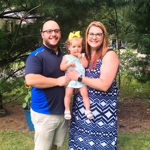 Meet your Posher, Allison - Picture 1 of 1